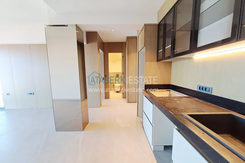 Purchase  Apartment from the owner with direct sea views in a complex with a unique location - the center of Alanya 3 