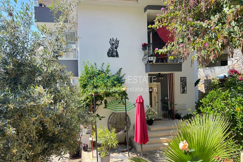 Two-story 5+1 villa with private pool in Kargicak — suitable for obtaining citizenship 7 