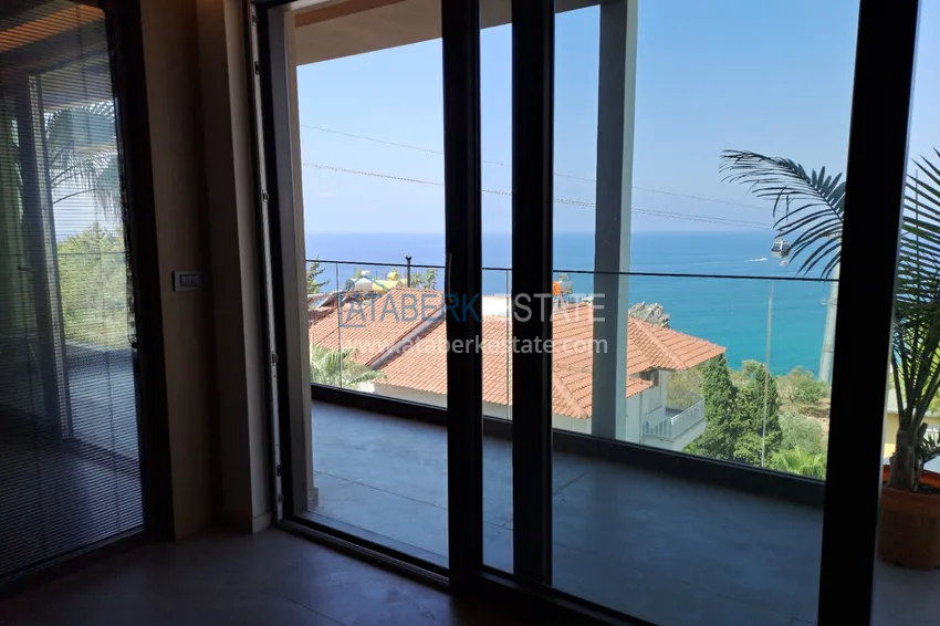 Purchase  Apartment from the owner with direct sea views in a complex with a unique location - the center of Alanya 8 