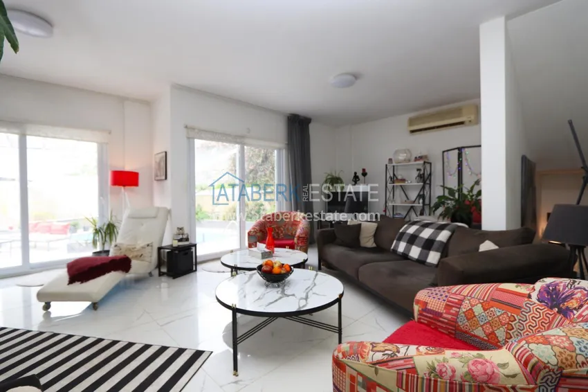 Purchase  Two-story 5+1 villa with private pool in Kargicak — suitable for obtaining citizenship 1 