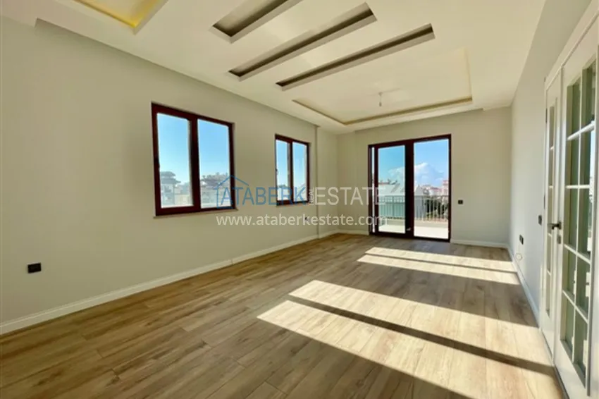 Purchase  Apartment 3+1 in Alanya, Oba district is an investment with the right to citizenship, also suitable for a residence permit 4 