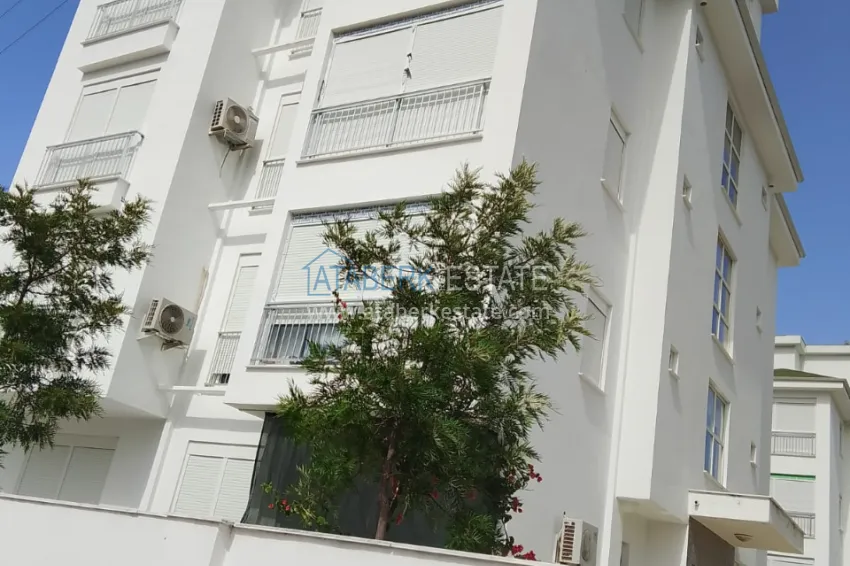 2+1 apartment in Antalya, Kepez district — furniture, separate kitchen and private courtyard 1 