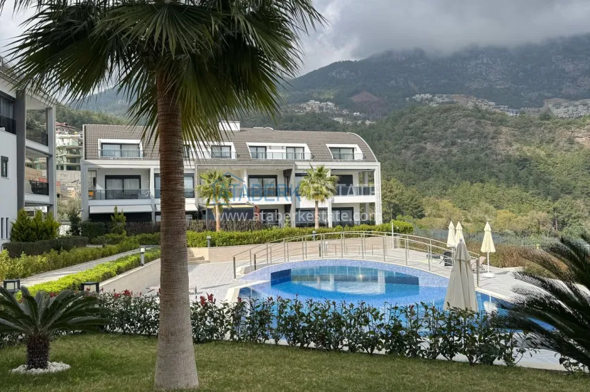 Three bedroom apartment in Alanya, Tepe district - furnished and with panoramic views 2 