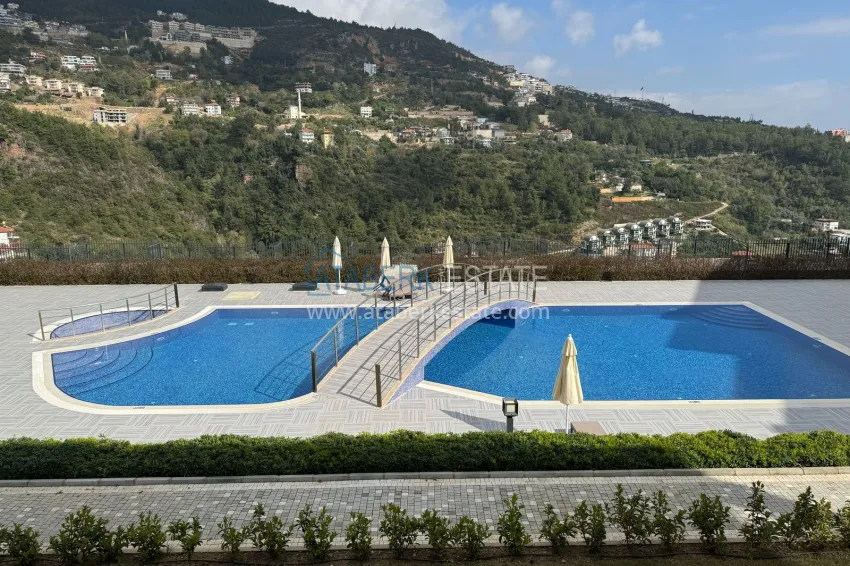 Three bedroom apartment in Alanya, Tepe district - furnished and with panoramic views 7 