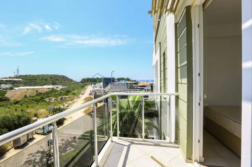 Purchase 3+1 penthouse duplex with panoramic views in Konakli, Alanya 19