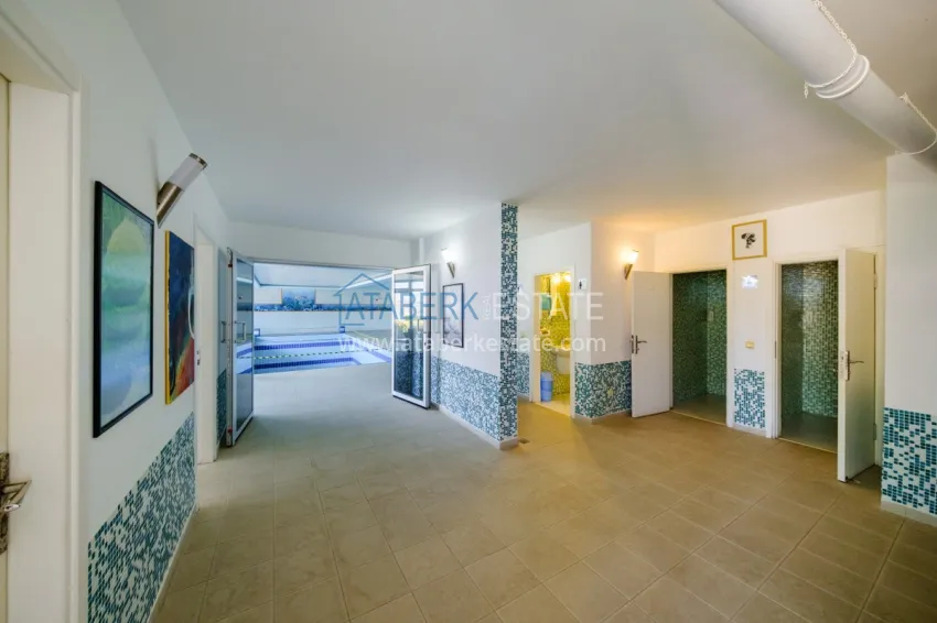 3+1 penthouse duplex with panoramic views in Konakli, Alanya 19