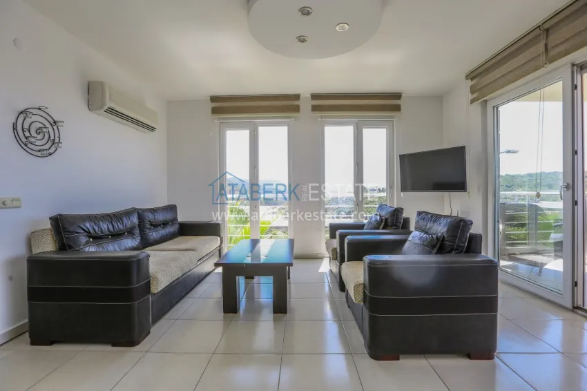 Purchase 3+1 penthouse duplex with panoramic views in Konakli, Alanya 4