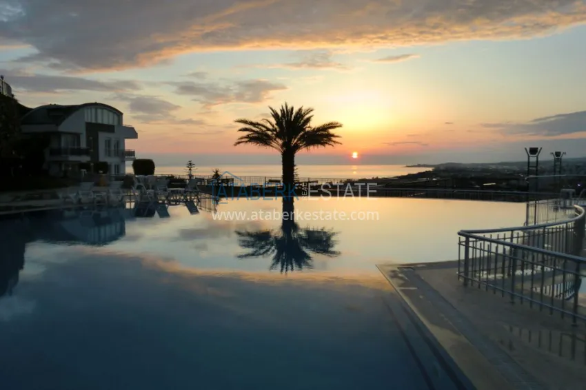 3+1 penthouse duplex with panoramic views in Konakli, Alanya 8