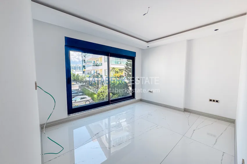 Purchase Linear 4+1 apartment on the beachfront in Alanya, Kargicak district — for citizenship 11