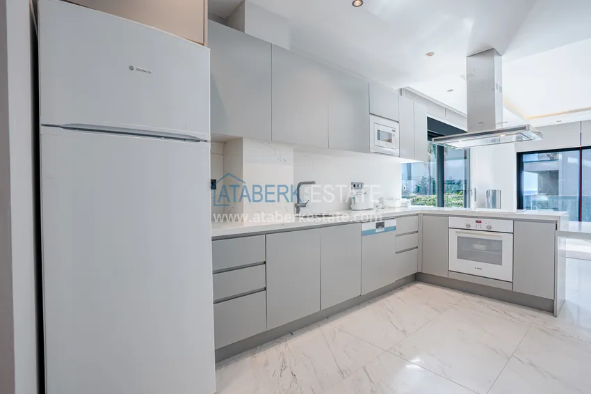 Purchase  A futuristic premium residential complex on the beachfront in Alanya, Kargicak district 11 