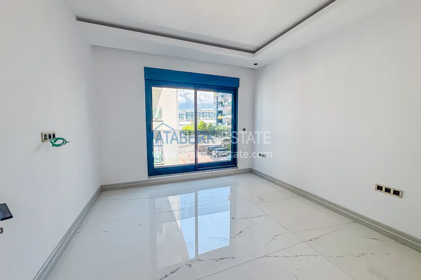 Purchase Linear 4+1 apartment on the beachfront in Alanya, Kargicak district — for citizenship 14