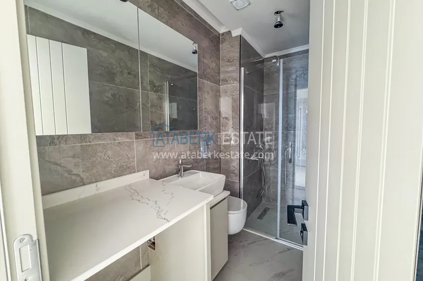 Purchase Linear 4+1 apartment on the beachfront in Alanya, Kargicak district — for citizenship 16