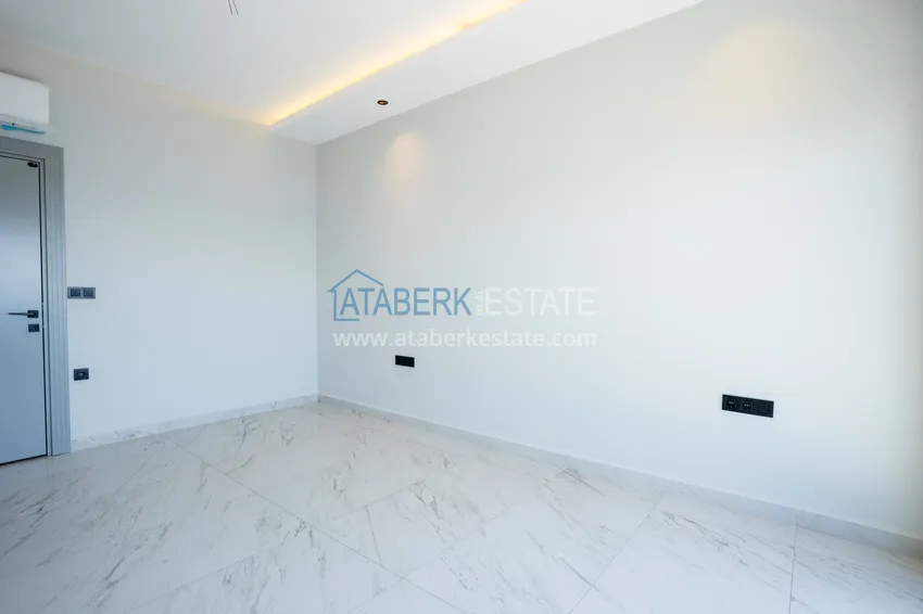 Purchase  A futuristic premium residential complex on the beachfront in Alanya, Kargicak district 62 