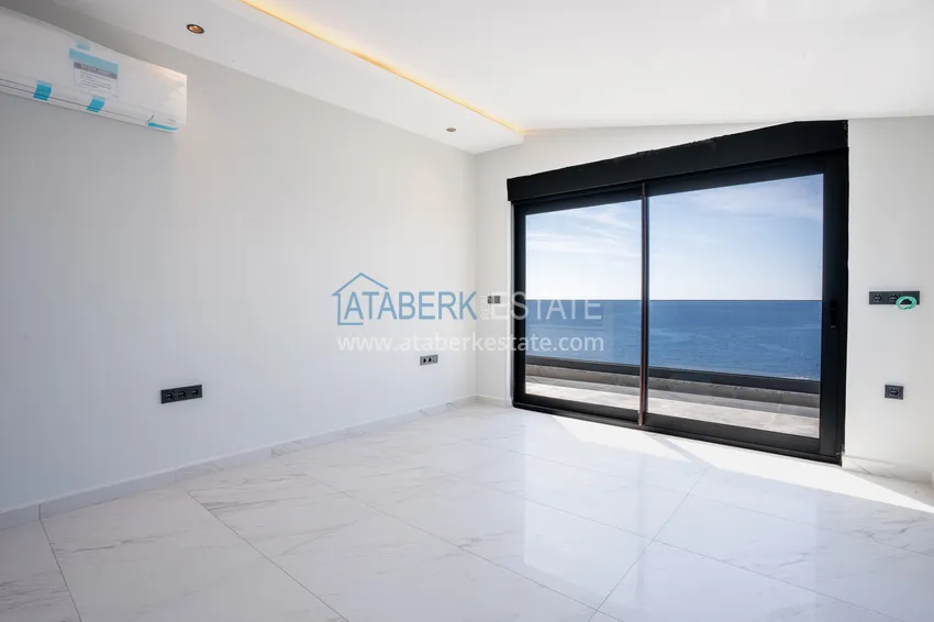 Purchase  A futuristic premium residential complex on the beachfront in Alanya, Kargicak district 67 