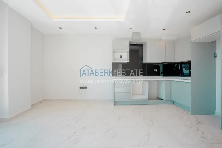 Purchase  A futuristic premium residential complex on the beachfront in Alanya, Kargicak district 31 