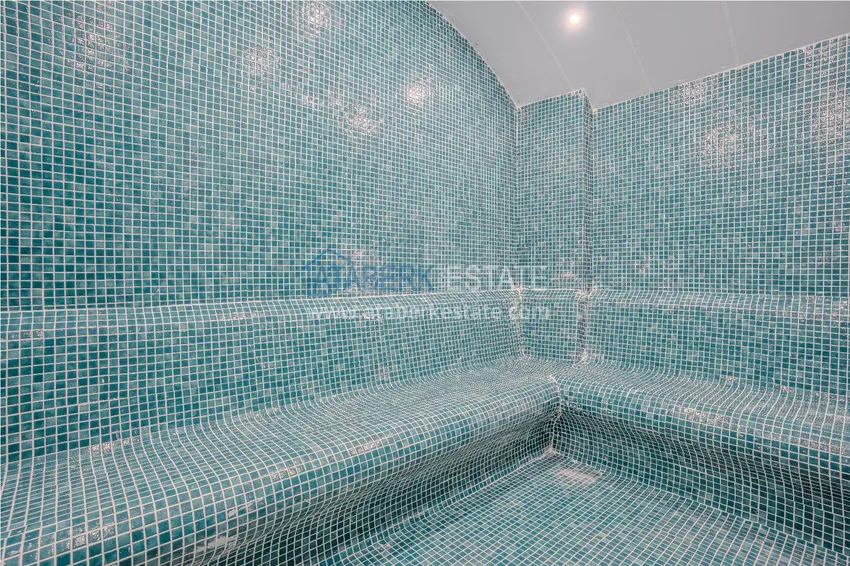 Linear 4+1 apartment on the beachfront in Alanya, Kargicak district — for citizenship 52