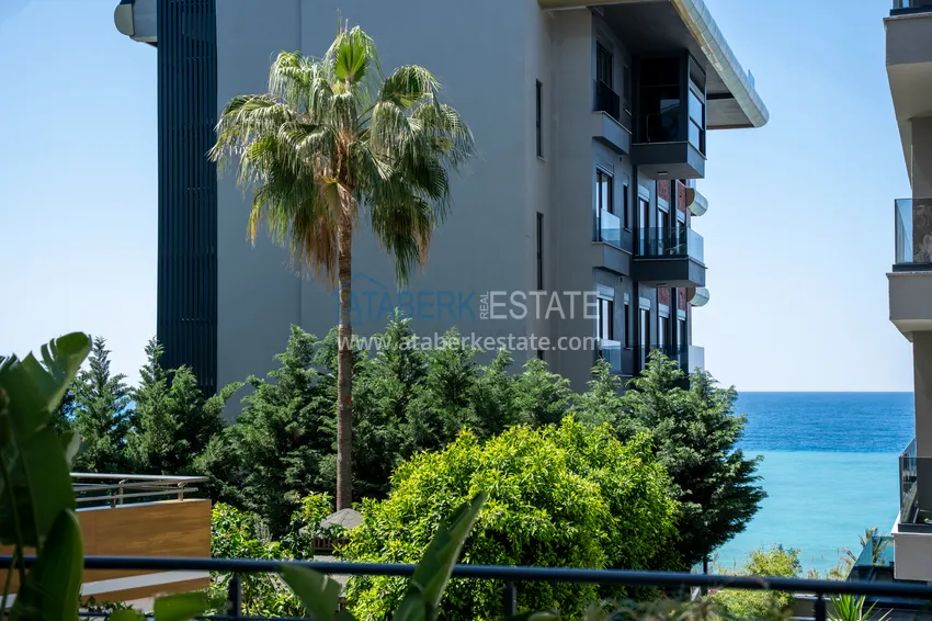 Purchase  A futuristic premium residential complex on the beachfront in Alanya, Kargicak district 5 