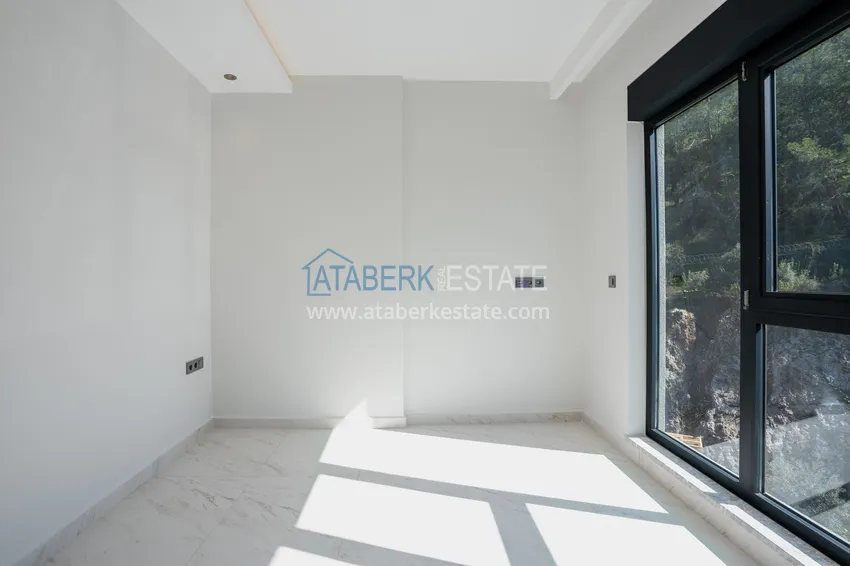 Purchase  A futuristic premium residential complex on the beachfront in Alanya, Kargicak district 35 