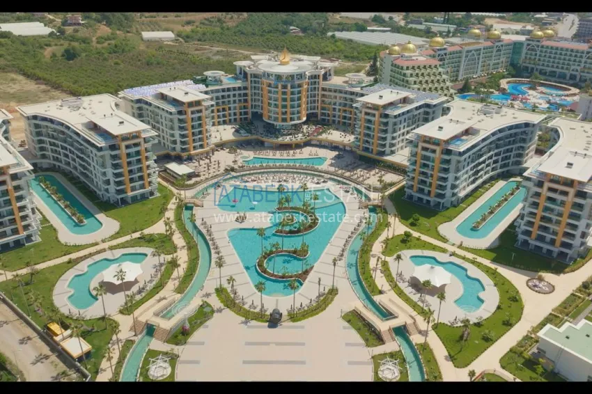 1+1 85 m² apartment in a premium hotel complex on the Turkler coast — Alanya 1 