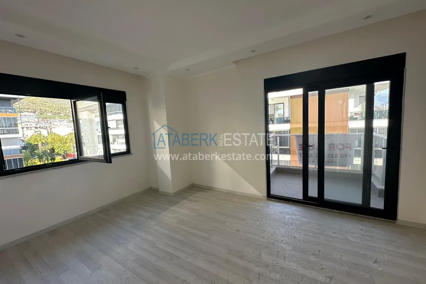 Purchase 2+1 apartment in the center of Alanya - with a separate kitchen and mountain views, suitable for a residence permit 5 