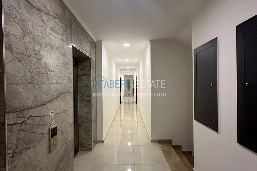 2+1 apartment in the center of Alanya - with a separate kitchen and mountain views, suitable for a residence permit 5 