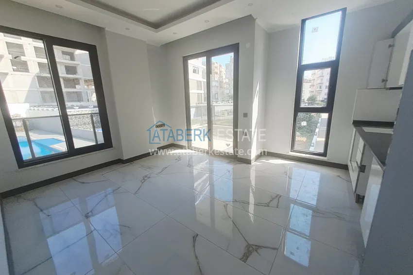 Purchase Garden duplex of two apartments — 1+1 and 2+1 in the center of Alanya, Cleopatra beach area 11