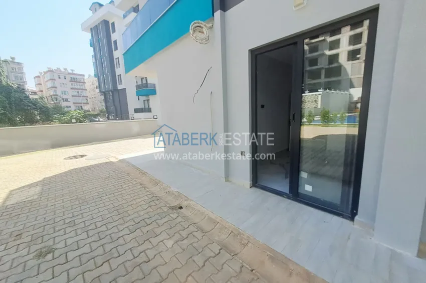 Purchase Garden duplex of two apartments — 1+1 and 2+1 in the center of Alanya, Cleopatra beach area 2