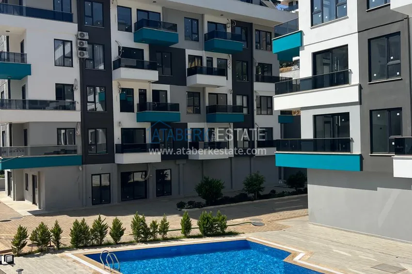 Garden duplex of two apartments — 1+1 and 2+1 in the center of Alanya, Cleopatra beach area 2