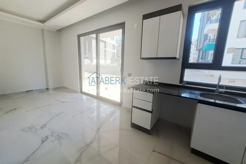 Purchase Garden duplex of two apartments — 1+1 and 2+1 in the center of Alanya, Cleopatra beach area 3