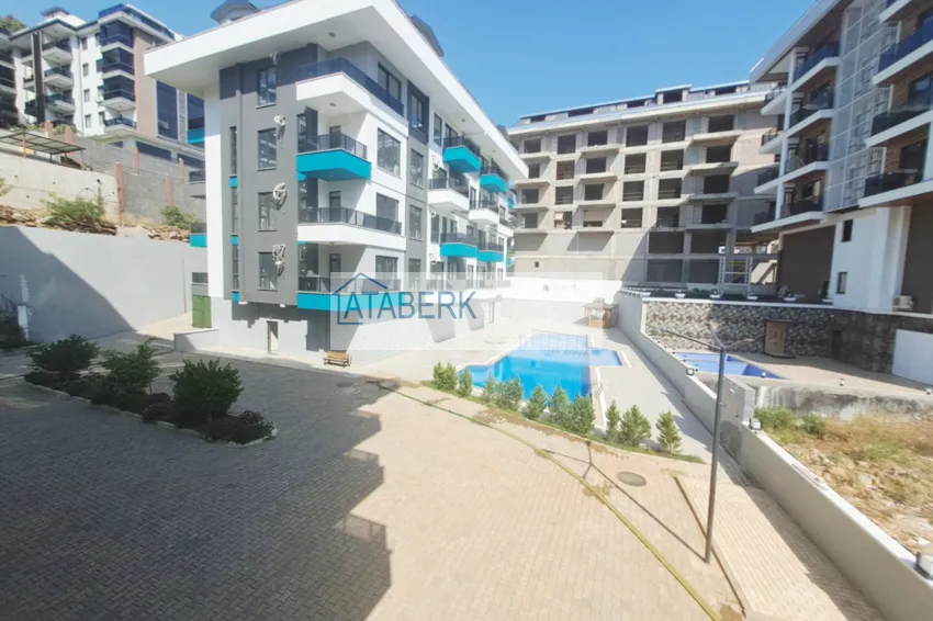 Garden duplex of two apartments — 1+1 and 2+1 in the center of Alanya, Cleopatra beach area 8