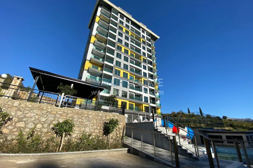 1+1 apartment in Alanya, Mahmutlar district - in a modern residential complex 1 