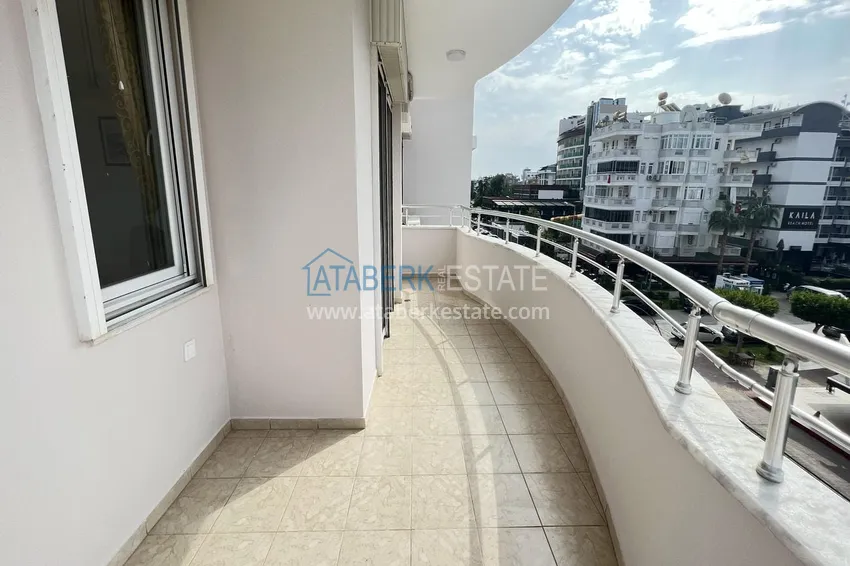 Purchase  2+1 apartment in Alanya, Oba district - only 150 meters from the sea. Suitable for obtaining a residence permit. 10 