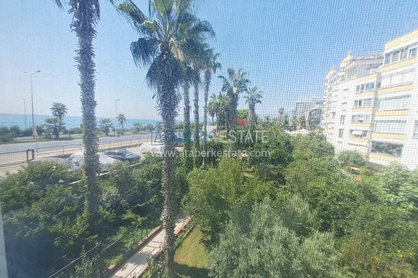 Purchase  2+1 apartment on the first line in Alanya, Mahmutlar district - suitable for citizenship 19 