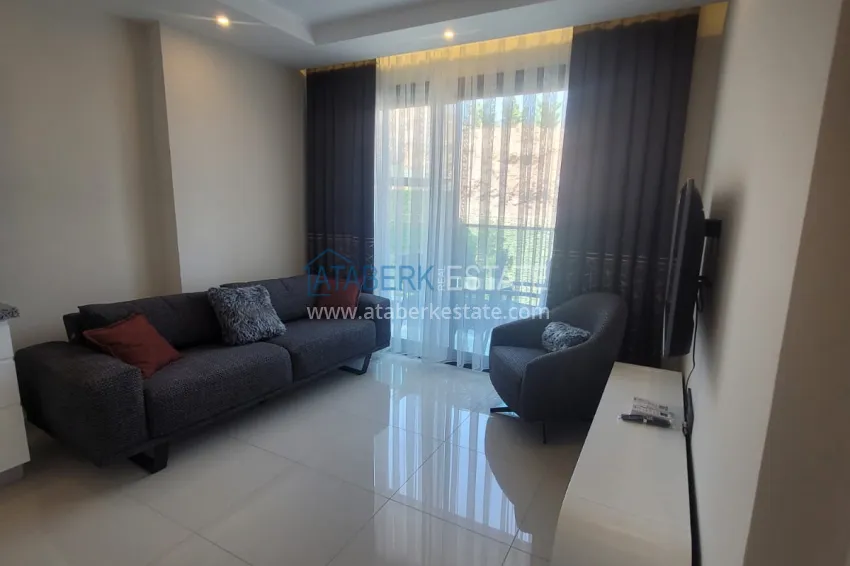 Purchase 1+1 apartment in Alanya, Mahmutlar district - in a modern residential complex 2 