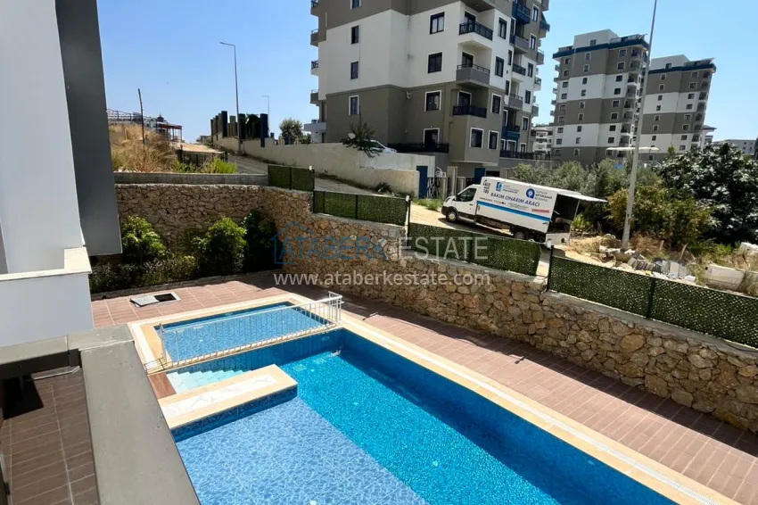 Purchase Long-term rent of a 1+1 apartment in a modern complex in Avsallar No. 3 15 