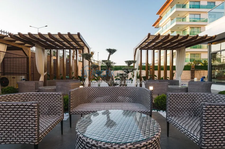 1+1 apartment with private garden in an elite complex on the beachfront — Alanya, Kestel district 15 