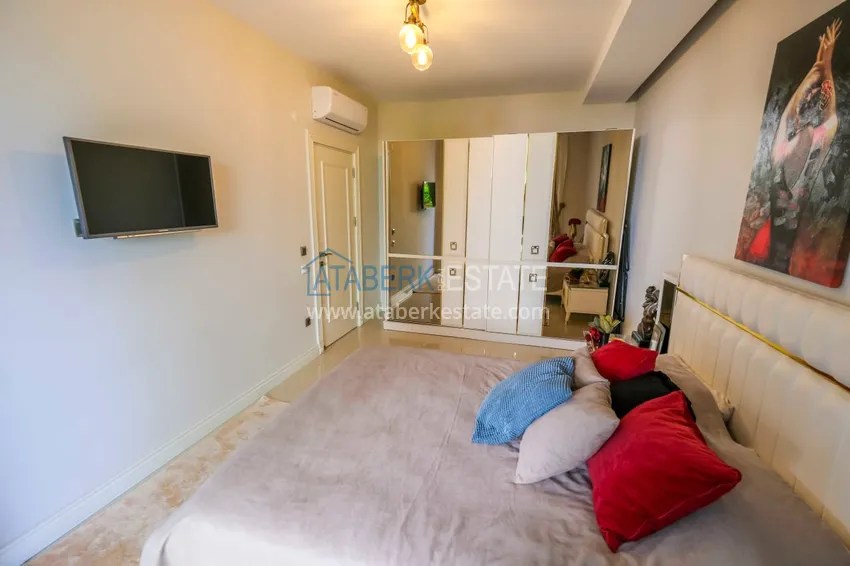 Purchase 1+1 apartment with private garden in an elite complex on the beachfront — Alanya, Kestel district 18 