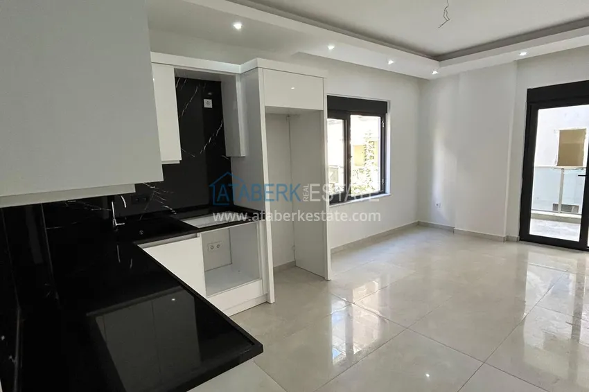 Purchase 1+1 apartment with a fine finish in a modern complex — Alanya, Mahmutlar district 3 