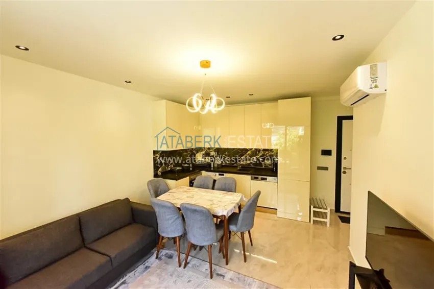 Purchase Turnkey one-bedroom apartment in Alanya, district in Oba - near Metro shopping center and the beach 4 