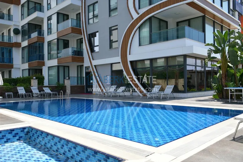 1+1 apartment with private garden in an elite complex on the beachfront — Alanya, Kestel district 9 