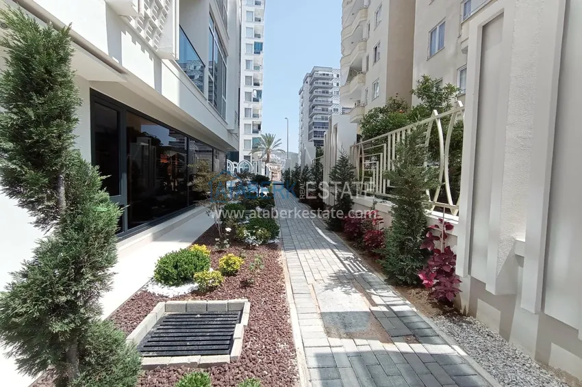 1+1 apartment in Mahmutlar, Alanya — new furniture and convenient location 11 