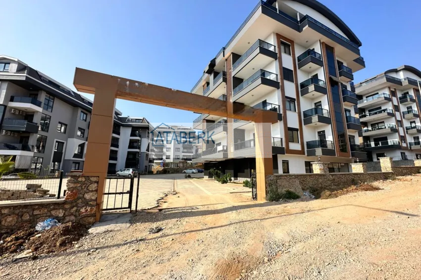 Spacious 2+1 apartment in Oba, Alanya — 120 m², separate kitchen 1 