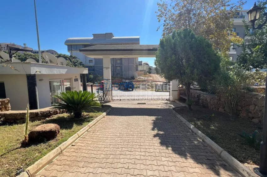 Residence permit in Alanya: 2+1 furnished apartment in a complex with infrastructure, Oba district 14 