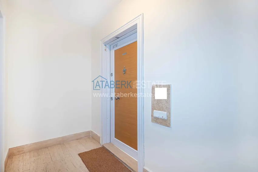 Purchase  2+1 apartment with a large terrace in the Cikcilli area, Alanya — property for a residence permit 1 