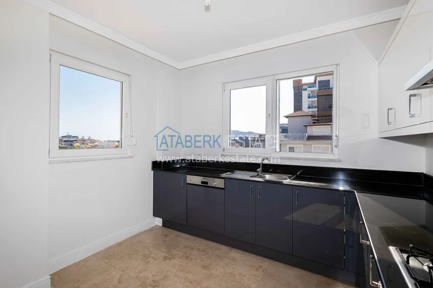 Purchase  2+1 apartment with a large terrace in the Cikcilli area, Alanya — property for a residence permit 10 