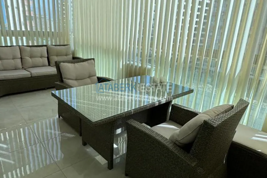 Purchase Apartment from the owner in Mahmutlar: one bedroom 81 m2 with heating and furniture 10 