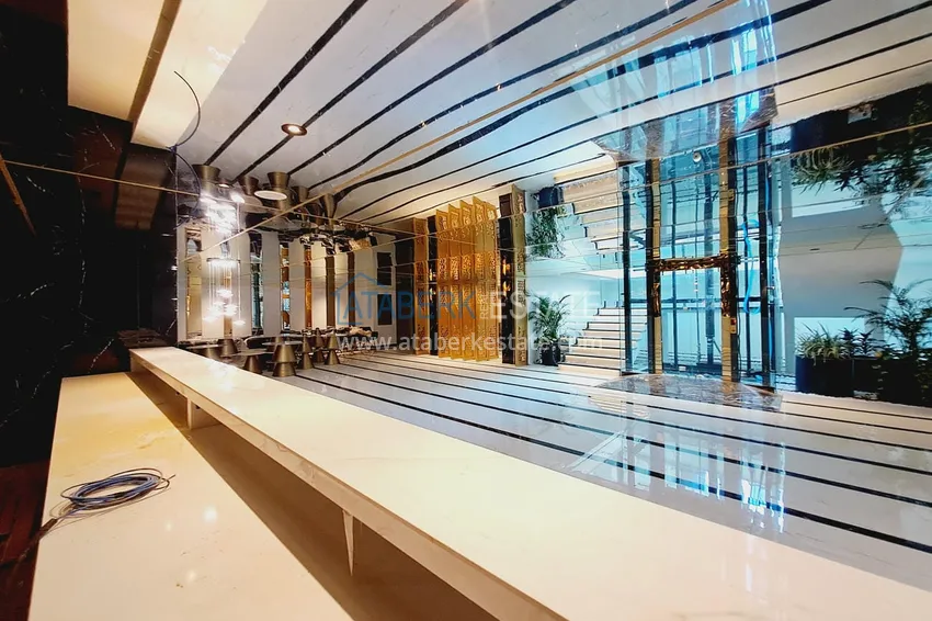 1+1 apartment in a new complex in the center of Alanya. Suitable for short term rentals 10 