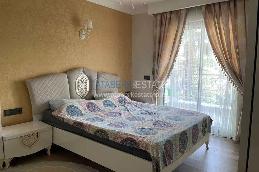 Purchase  Luxury real estate on the first line in Alanya: stylish apartment, VIP-level complex, Oba district 14 