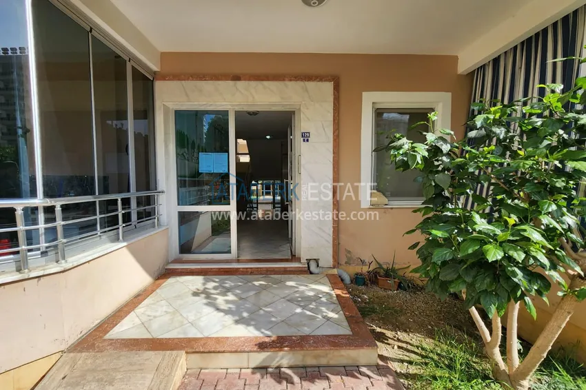 2+1 apartment in Alanya, Mahmutlar district — with furniture, glazed balconies near Yekta Mall 17 