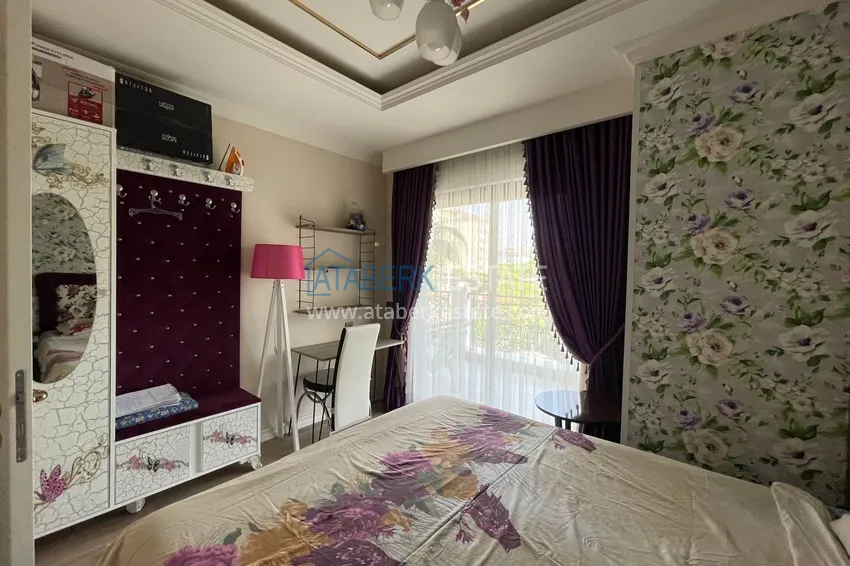 Purchase  Luxury real estate on the first line in Alanya: stylish apartment, VIP-level complex, Oba district 22 